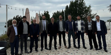 Saadet partililer muhtarlarla kahvaltıda buluştu