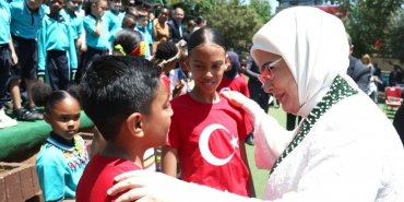 Emine Erdoğan: Afrikalı çocuklarımızla buluşmaktan mutluluk duydum