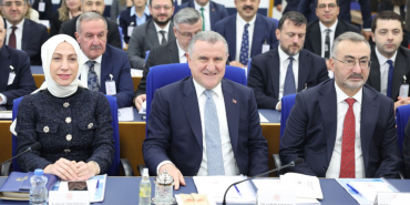 Bak'tan Kırmızı Kart'a "VAR'dan döner" Cevabı