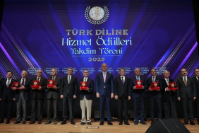 2025-turk-diline-hizmet-odulleri-sahiplerini-buldu.jpg