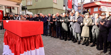 Görev sırasında rahatsızlanan asker Semih Aydın son yolculuğuna uğurlandı