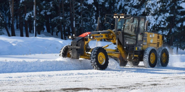 Yoğun kar nedeniyle 1117 yol ulaşıma kapandı