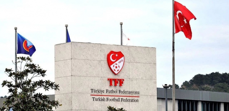 tff-tahkim-kurulu-28-futbolcuya-verilen-45-gunluk-cezalari-onadi.jpg